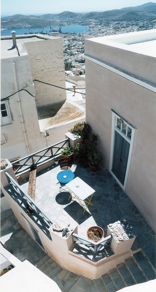 Fassade mit Terrasse Ost Fassade mit Terrasse Ost